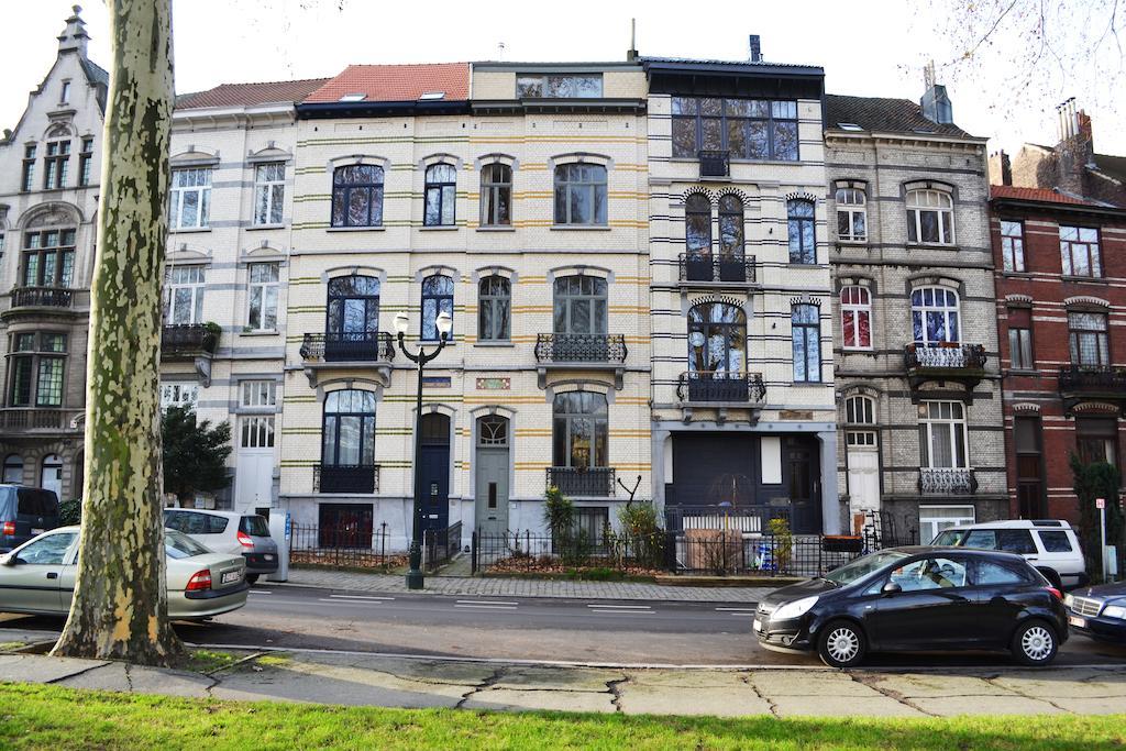 Villa Des Roses Voltaire Брюссель Экстерьер фото